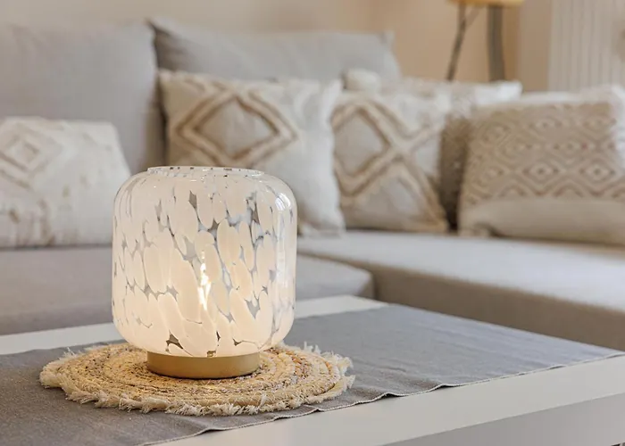 Schoene Mit Terrasse Naehe Airport * شونيفيلد